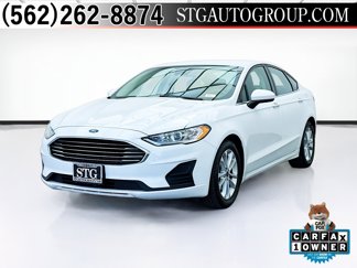 Used 2020 Ford Fusion SE image 1