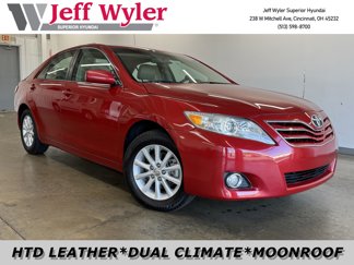Used 2011 Toyota Camry LE image 1