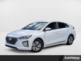 Used 2020 Hyundai Ioniq SE image 1