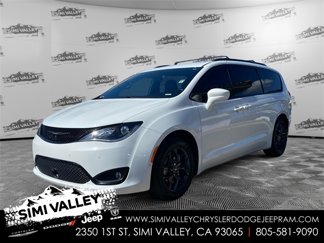Used 2020 Chrysler Pacifica Touring-L Plus image 1