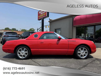 Used 2002 Ford Thunderbird Deluxe image 1