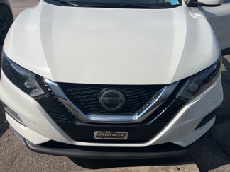 Used 2020 Nissan Rogue Sport S image 1
