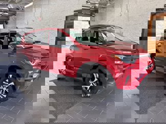 Used 2017 Toyota RAV4 LE image 1