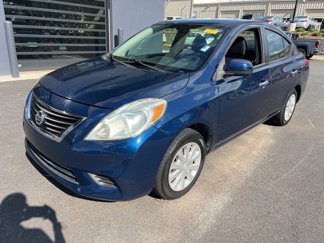 Used 2012 Nissan Versa SV image 1