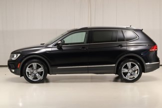 Used 2021 Volkswagen Tiguan SEL image 1