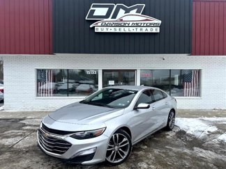 Used 2022 Chevrolet Malibu LT image 1