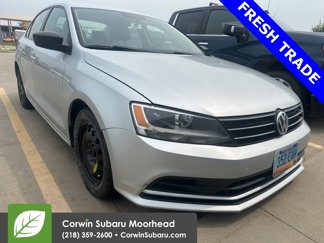 Used 2015 Volkswagen Jetta SE image 1