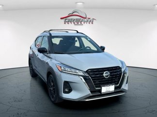 Certified 2021 Nissan Kicks SR w/ Interior Electronics Package image 1