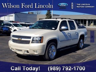 Used 2010 Chevrolet Avalanche LTZ image 1