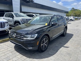 Used 2018 Volkswagen Tiguan SEL image 1
