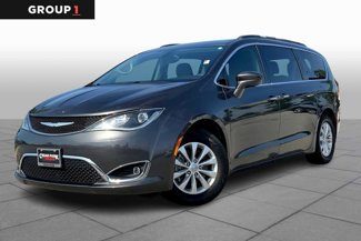Used 2018 Chrysler Pacifica Touring Plus image 1