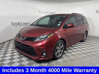 Used 2019 Toyota Sienna SE image 1