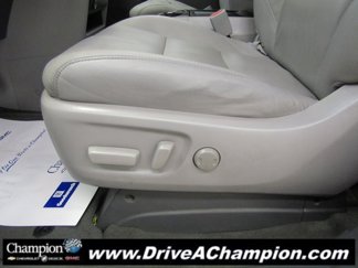 Used 2015 Toyota Sienna L image 1