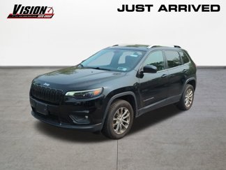 Used 2019 Jeep Cherokee Latitude w/ Cold Weather Group image 1