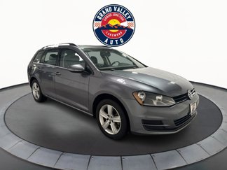 Used 2015 Volkswagen Golf TDI S image 1