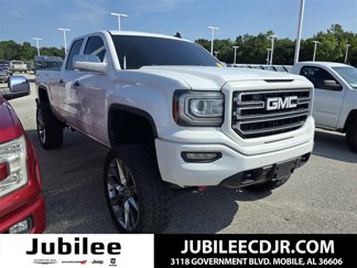 Used 2017 GMC Sierra 1500 SLE w/ SLE Value Package image 1