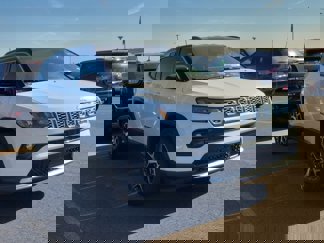 New 2025 Jeep Compass Limited image 1