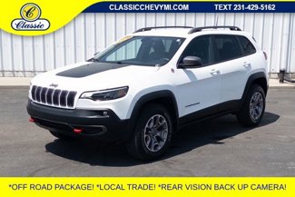 Used 2020 Jeep Cherokee Trailhawk image 1