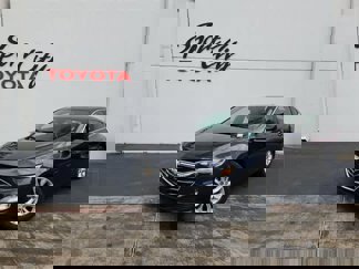Used 2023 Chevrolet Malibu LT image 1