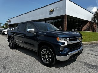 Used 2022 Chevrolet Silverado 1500 LT image 1
