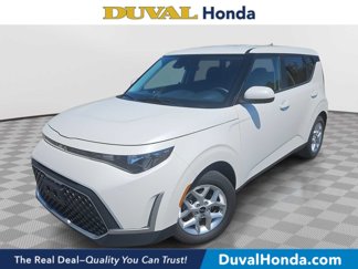 Used 2023 Kia Soul LX w/ LX Technology Package image 1
