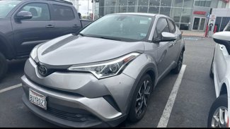 Used 2018 Toyota C-HR XLE image 1