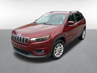 Used 2019 Jeep Cherokee Latitude w/ Cold Weather Group image 1