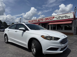 Used 2017 Ford Fusion SE image 1