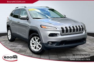 Used 2018 Jeep Cherokee Latitude image 1