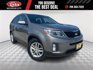 Used 2014 Kia Sorento LX image 1