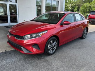 Used 2024 Kia Forte LXS image 1