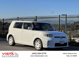Used 2015 Scion xB image 1