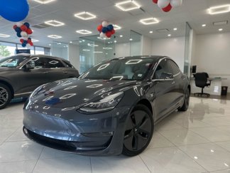 Used 2020 Tesla Model 3 Long Range image 1