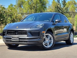 Used 2025 Porsche Macan image 1