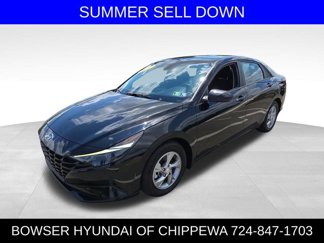 Used 2022 Hyundai Elantra SE image 1