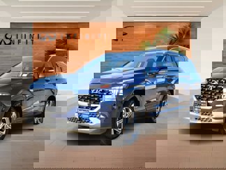 Used 2023 Hyundai Santa Fe SEL image 1