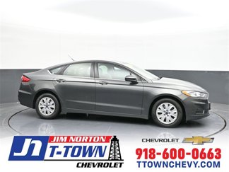 Used 2019 Ford Fusion S image 1