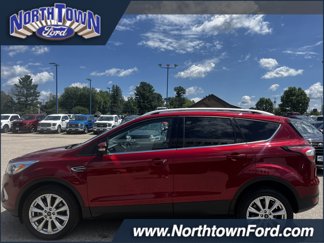 Used 2017 Ford Escape Titanium image 1