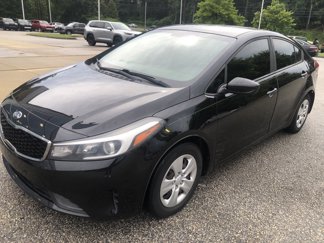 Used 2017 Kia Forte LX image 1