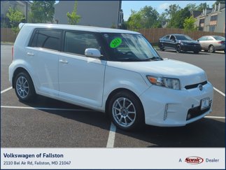 Used 2013 Scion xB image 1