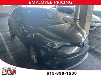 Used 2019 Toyota C-HR LE image 1