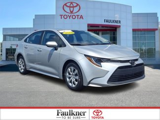 Certified 2023 Toyota Corolla LE image 1