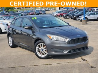 Certified 2017 Ford Focus SE image 1