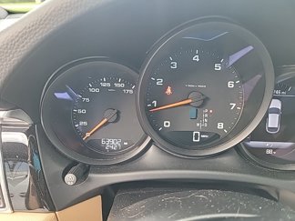Used 2017 Porsche Macan image 1