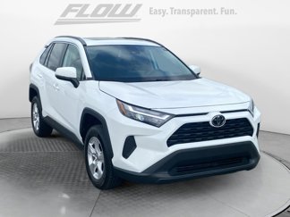 Used 2022 Toyota RAV4 XLE image 1