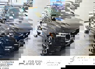 Certified 2023 Volvo XC60 B5 Core image 1