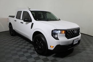 Used 2025 Ford Maverick XL image 1