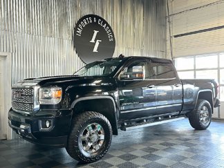 Used 2019 GMC Sierra 3500 Denali image 1