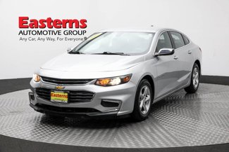 Used 2018 Chevrolet Malibu LS image 1