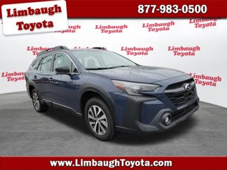 Used 2023 Subaru Outback 2.5i image 1